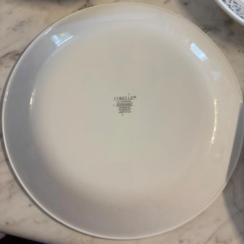 Corelle Corning Country Heart Dinner Plates Set of 8 Blue White Vitrelle USA